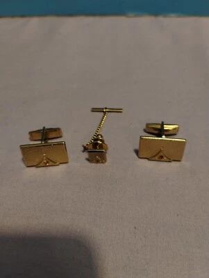 JUEGO DE GEMELOS Y CORBATAS VINTAGE - TONO DORADO - PIEDRA COLOR TOPACIO Foto 1 de 4