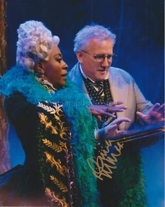 Donna Berlin HAND SIGNED 8x10 Photo Autograph Wicked The Musical Tour - Picture 1 of 5