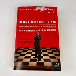 Bobby Fischer Goes to War David Edmonds John Eidinow Paperback GUC Chess Nonfict - Foto 1 di 9