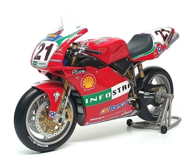 Minichamps 1/6 Scale 062 011221 - Ducati 996R T. Bayliss WSB 2001 World Champion - Image 1 of 4