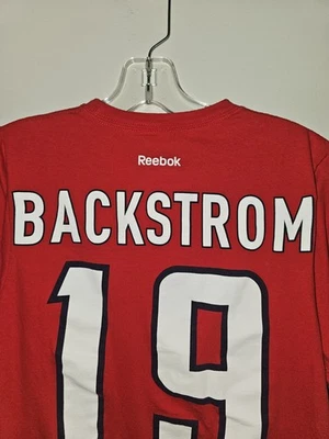 Camiseta Washington Capitals Nicklas Backstrom Pequeña Para Hombre Roja Gráfica Logo NHL Foto 1 de 4