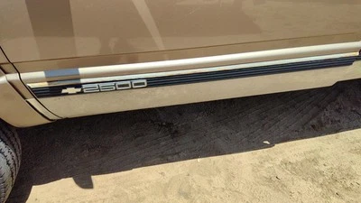 1995-2000 Silverado 2500 Driver Left Front Moulding From Door Oem Trim 15740101 - Image 1 of 4