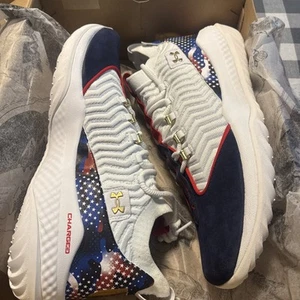 Zapatos de césped Under Armour Bryce Harper 9 3027440-101 para hombre talla 15 EE. UU. blanco azul marino - Imagen 1 de 6