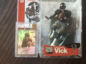 2001 Bowman's Best RC AUTO Issue Michael Vick #BB-MV Beckett 8/10 & McFarland - Picture 1 of 6