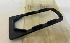 NOS QUICKSILVER MERCURY 92815 EXHAUST PLATE OPNS-2 - Picture 1 of 2