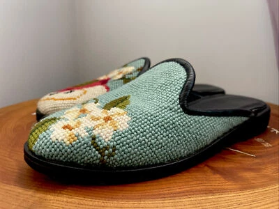 $150 bordado a punta de aguja🌿Mulas de cuero/lana, planas, raras, únicas, talla 7 Foto 1 de 4