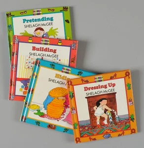 Set of 4 Shelagh McGee HC Books Pretending Hiding Building Dressing Up 1988 - Foto 1 di 7
