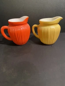 Hazel Atlas Moderntone Orange & Yellow Ribbed Milk/Cream Pitcher Set Of 2 - Picture 1 of 4
