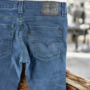 Levis 511 Slim Fit Jeans Men 32x30 Blue Denim Pant Street Work Travel - Picture 1 of 10