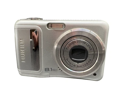 Fujifilm A850 mit Fujinon Zoom Lens 3x f=6.1-18.3mm 1:2.8-4.9 8.1 Mega Pixels - Bild 1 von 4