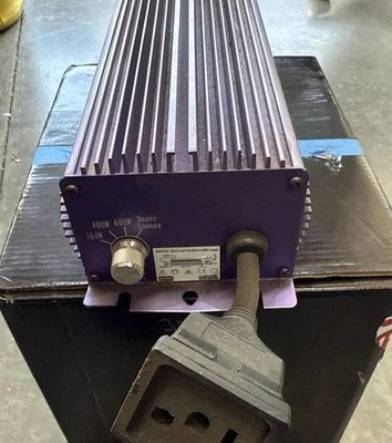 Lumatek ELECTRONIC BALLAST Model LK6240T 240V  For 600W Lamps NO POWER CORD - Image 1 of 4