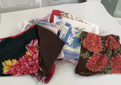 PAÑUELOS PAÑUELOS VINTAGE - LOTE DE 47 CORTADORES PARA MANUALIDADES Foto 1 de 4