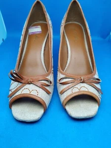 MIA High Heel Pumps Womens Size 8.5M Ivory Floral Print Open Toe Canvas Shoes - Picture 1 of 8