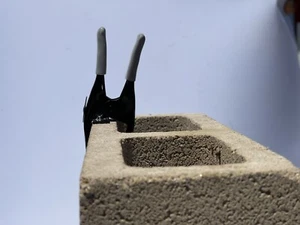 block clamps - Picture 1 of 5