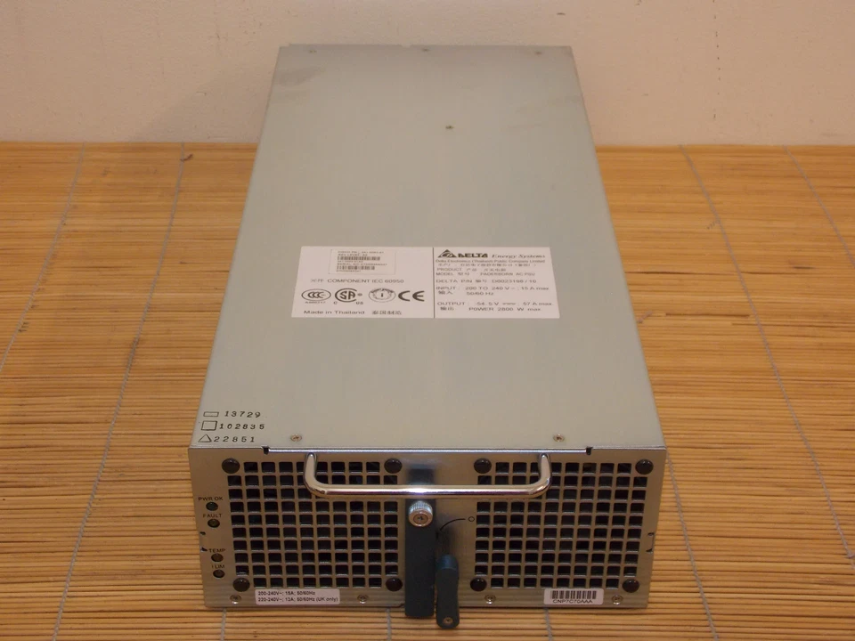 Cisco PWR-GSR10-AC-B 12410 Router AC 2800 W AC Power Supply - Bild 1 von 1