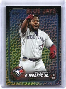 2024 Topps #330 Vladimir Guerrero Jr. Holiday - Picture 1 of 2