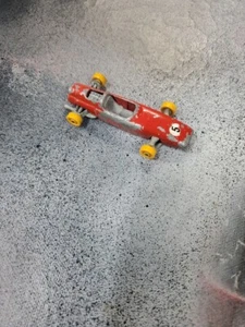 1965 Matchbox Lesney – 52b BRM Racing Car (ID#571) RED 782L - Picture 1 of 5