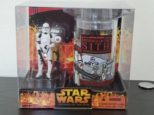 Star Wars Revenge of the Sith Clone Trooper Cup & Figure New Sealed - Picture 1 of 2