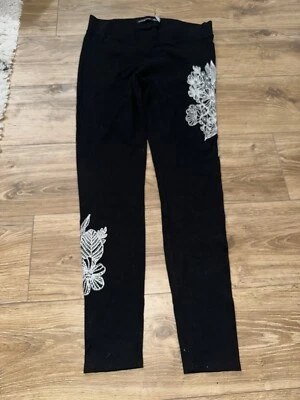 One 5 One Medium Elastic Waist Pull On Velvety Floral Leggings - Imagem 1 de 2