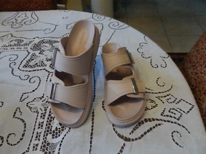 Alexander McQueen Light Pink Rubber Slide Sandals Size 39B - Picture 1 of 23