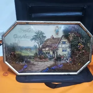 Diorama vintage ottagonale convesso vetro a bolle incorniciato "Dio benedica la nostra casa". 18x11 - Foto 1 di 10