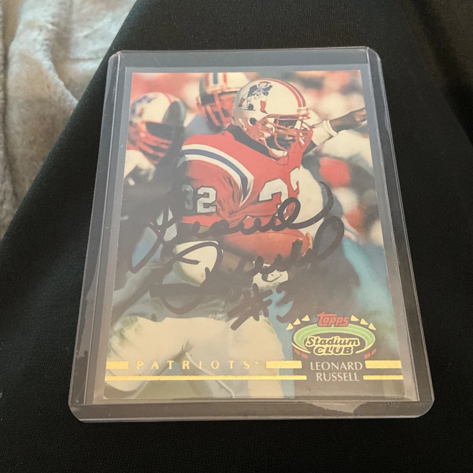 Autographed 1991 Stadium Club LEONARD RUSSELL Rookie         # B-1 - Image 1 of 1