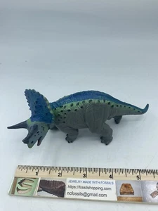 Triceratops Dinosaurier Safari Ltd realistische Tierfigur PVC Vintage 1996 Spielzeug - Bild 1 von 3