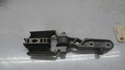 Soporte de montaje del motor subchasis delantero Volvo S90 2017-2021 OEM 31359890 Foto 1 de 4