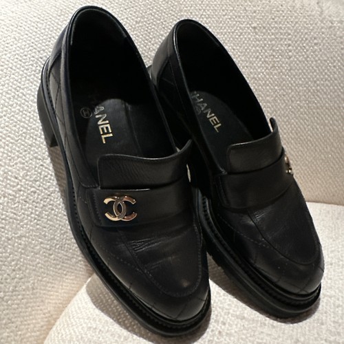 Chanel CC Loafer in Black Leather Size 38 US-8 | eBay