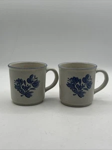 Set Of 2 Pfaltzgraff Stoneware USA Yorktowne Coffee Mugs 3.5in Tall - Picture 1 of 6