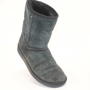 UGG Australia Womens 7 Classic Mid Calf Sheepskin Suede Boots Black Style F8006C - Imagen 1 de 11