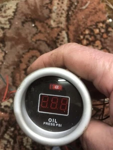 LED Digital Oil Pressure Gauge.  - Picture 1 of 2