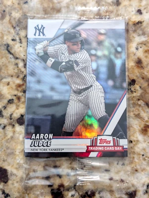 Topps Trading Card Day 5 Cards Baseball MLB New York Yankees Aaron Judge Front