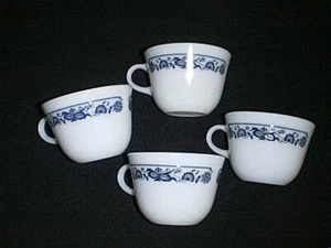 Vintage PYREX 8 ounce OLD TOWN BLUE ONION pattern Coffee Cup Mugs Set of (4) - Picture 1 of 4