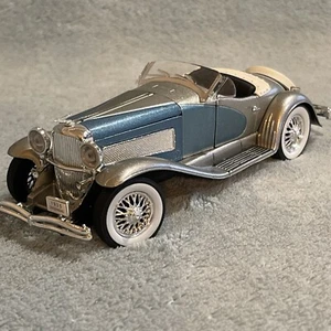 1935 DUESENBERG SSJ BLUE & SILVER 1/32 DIECAST MODEL CAR SIGNATURE MODELS 32318 - Picture 1 of 9