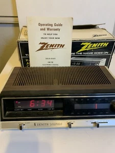 Vintage Zenith H461W Electronic Radio with Power Reserve AM/FM Clock . TESTED. - Picture 1 of 11