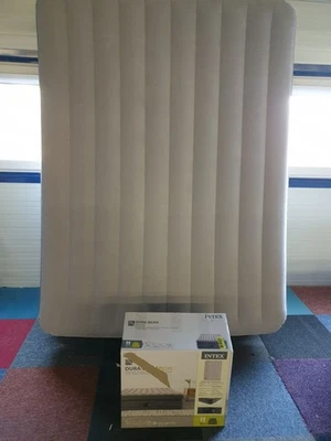 Aufblasbares Bett Intex Queen Prime Comfort Elevated 152 cm - Bild 1 von 4