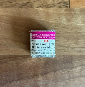 Winsor & Newton Acquerello Artisti’ Mezza Padella Permanente Magenta Vintage - Foto 1 di 4