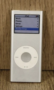 IPod 2nd Gen Nano A1199 2Gb Silver - Working - Picture 1 of 3