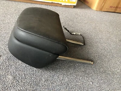 2008-2010 BMW E60 E61 E65 550i 535i 525i 750Li 745i 745Li  ACTIVE Seat Headrest - Image 1 of 4