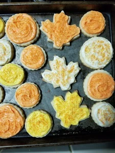 Fresh Homemade FALL Cream Cheese Butter Cookies w/Homemade Buttercream Frosting - Picture 1 of 5