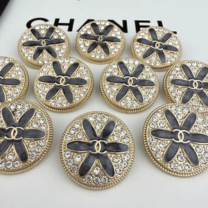 10 CHANEL BUTTONS GOLD CC LOGO WITH STONES METAL 25MM VINTAGE - Picture 1 of 10