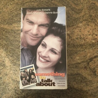 Something to Talk About ,VHS ,2000 ,RARE To Find This Year Released Foto 1 de 4