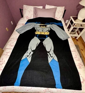 Batman Adult Blanket Robe with Sleeves Throw “The Blanket With Sleeves” - Picture 1 of 5