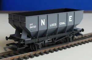 Hornby R6017 20T NE Hopper Wagon in Grey livery, Mint, Boxed - Picture 1 of 7