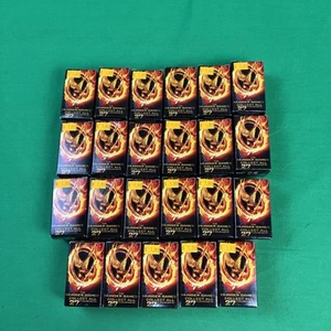 Lot of 23 2012 The Hunger Games Collectible Mini Figures WizKids NECA - Picture 1 of 6