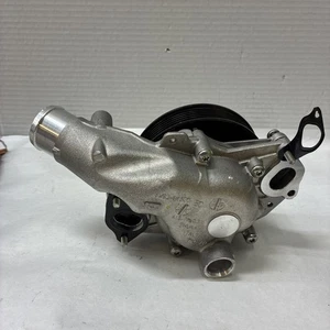 2010-2016 Land Rover R4 Engine Water Pump 8W93-8K500-BC - Foto 1 di 2