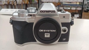 OLYMPUS OM-D E-M10 MARK IV mirrorless single-Lens Body 202849 - Picture 1 of 10