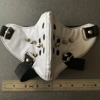 Elegante máscara facial blanca de cuero sintetizador puntiagudo, unisex con disfraces - Envío gratuito Foto 1 de 4