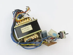 *Technics SU-V2A* Leistungstransformator Mehrspannungsverstärker Teil /M159 - Bild 1 von 7